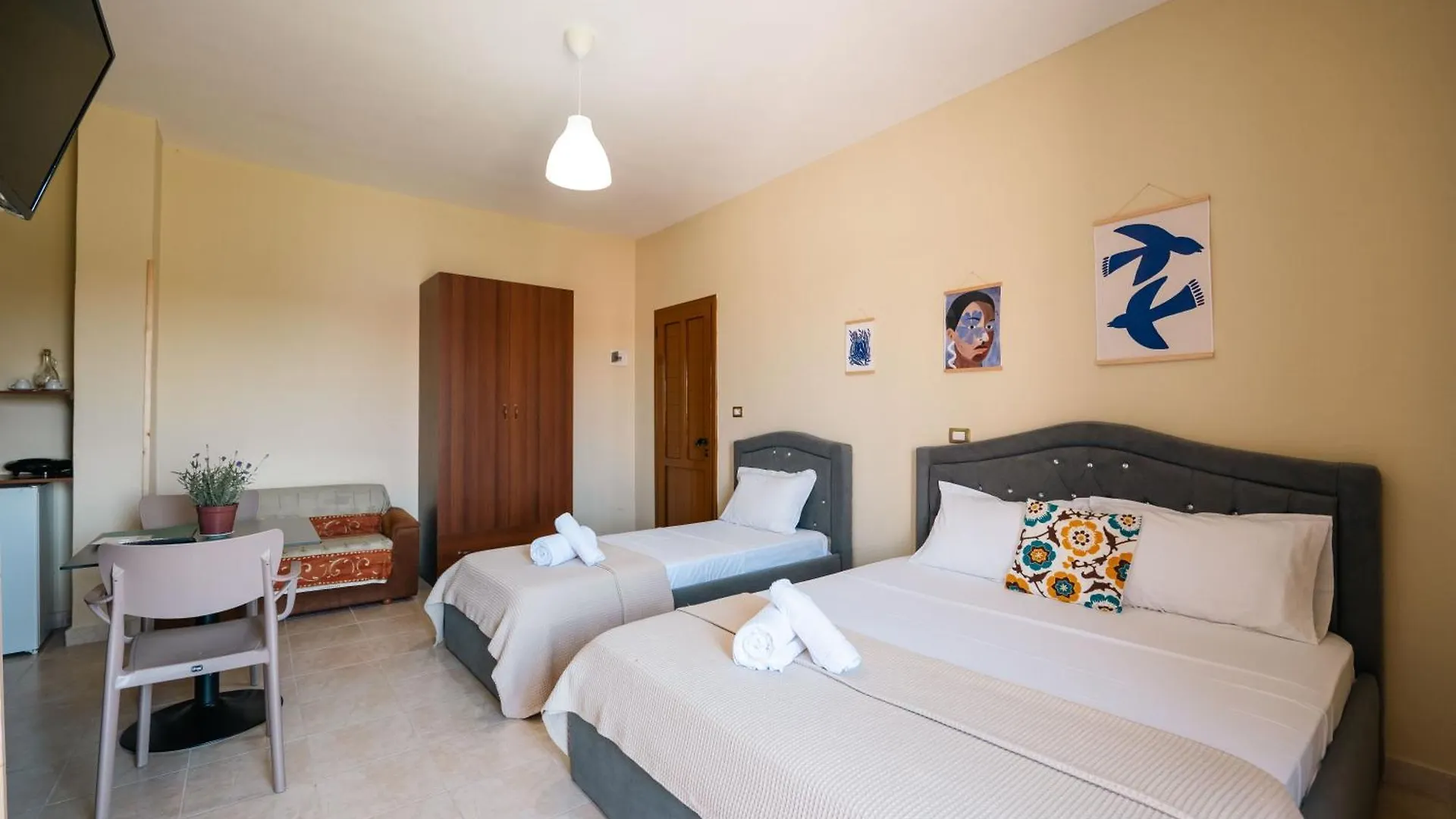 Apartment Kalpazo Kaja Vila Garden Golem