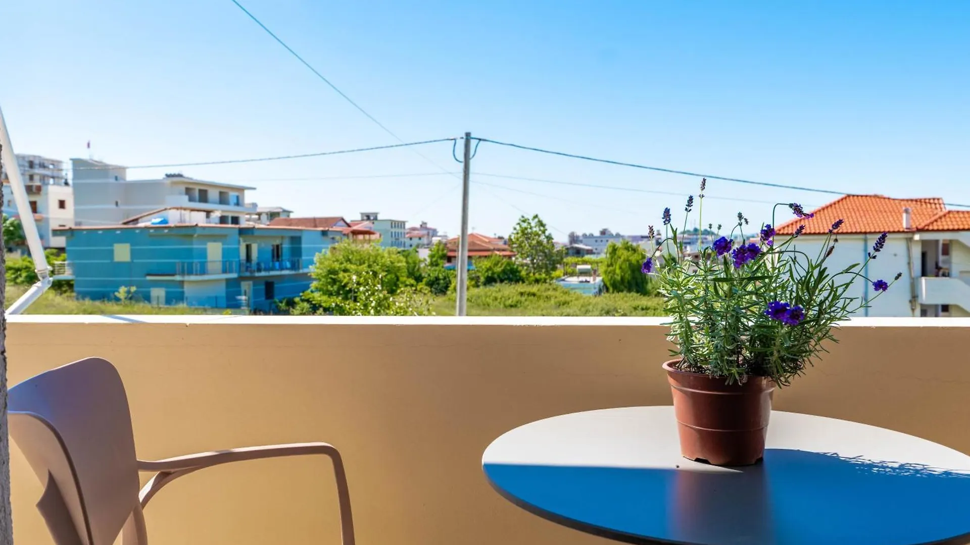 Kalpazo Kaja Vila Garden Golem  Apartmán