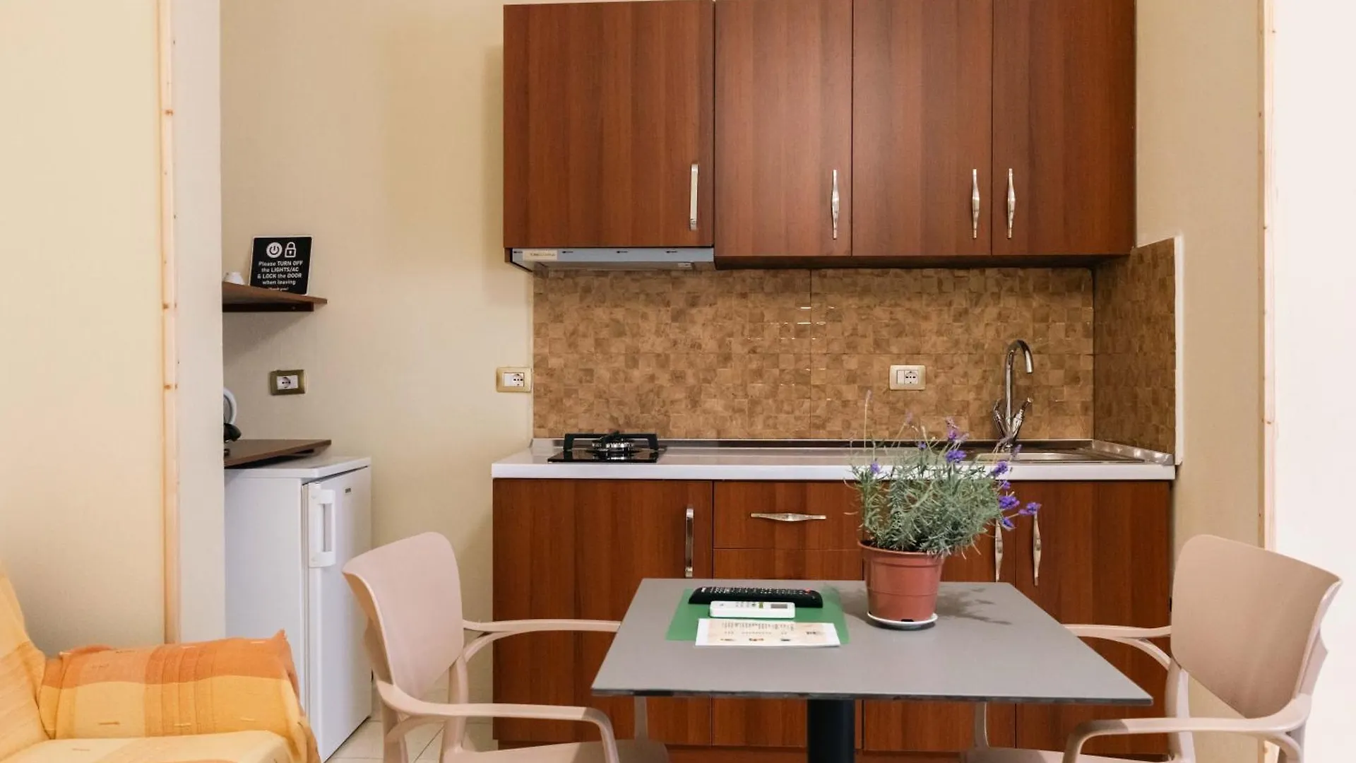 Kalpazo Kaja Vila Garden Golem  Apartment Golem (Tirana)