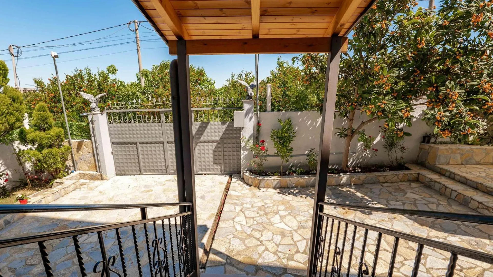 Kalpazo Kaja Vila Garden Golem  Apartamento Golem (Tirana)